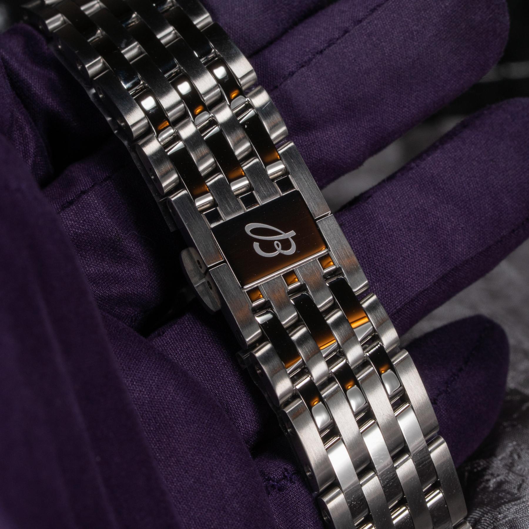 New Breitling Navitimer B01 Chronograph 43