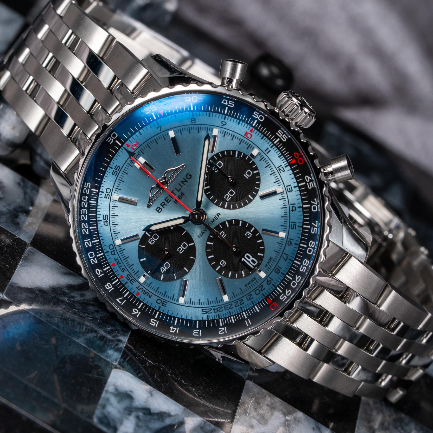 New Breitling Navitimer B01 Chronograph 43